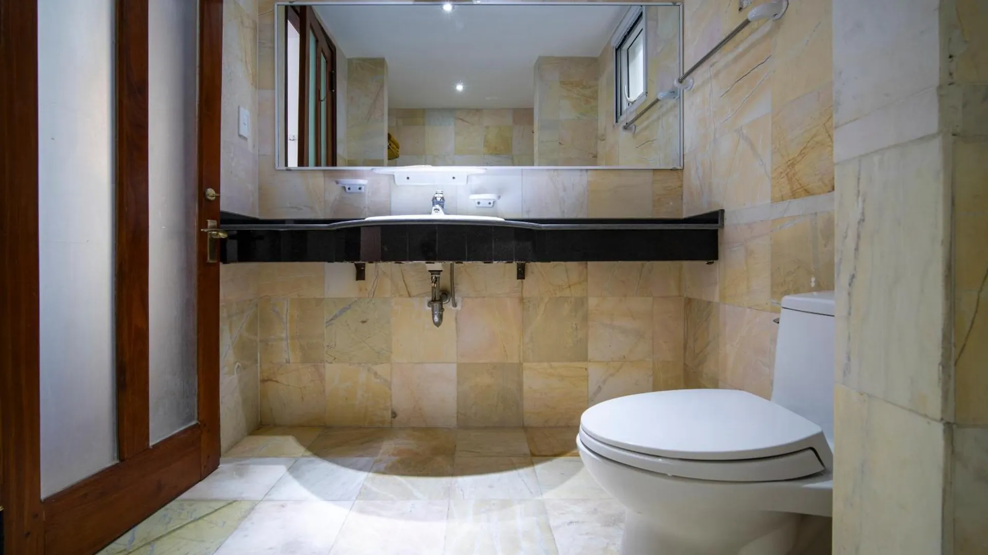 Benzen Boutique Villa Da Nang 0*,
